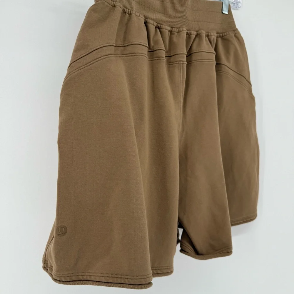 Lululemon LA French Terry HR Long Short Size 4 Cozy Activewear